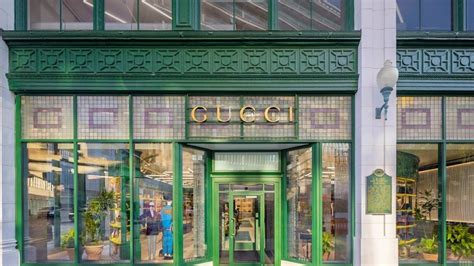 gucci outlet chicago|gucci store in chicago downtown.